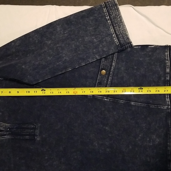 Blouse - Picture 3 of 6